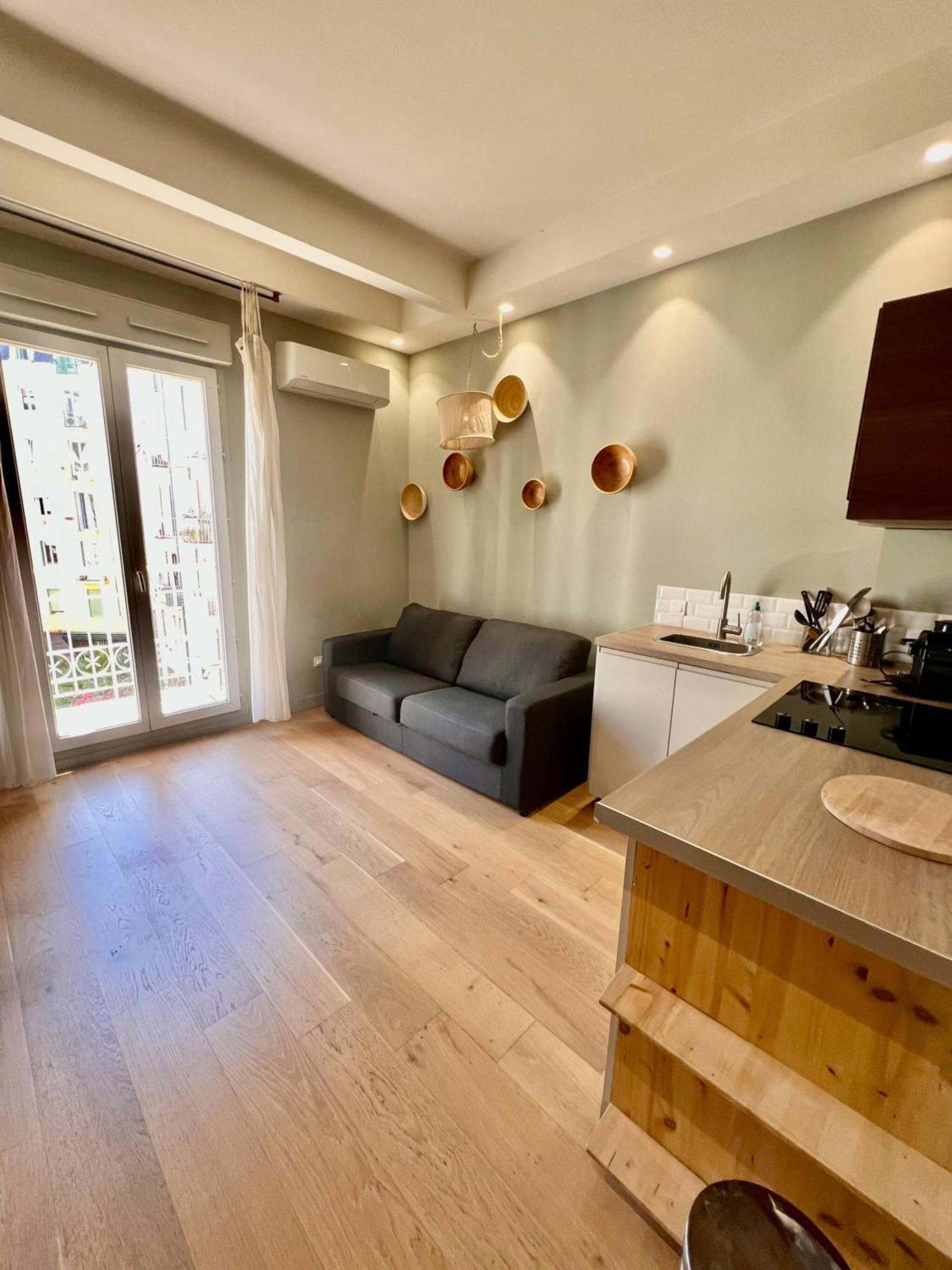 Apartment Hyper-centre Jean Medecin Nice